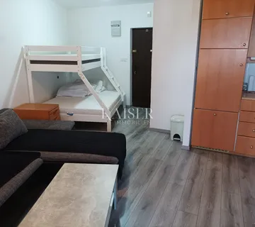 Istra - Barbariga, interesantan mali apartman na 1. katu - cover