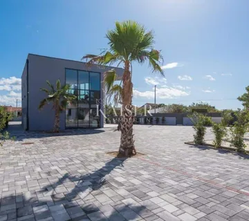 Zadar - Odmaralište 1km od mora - cover