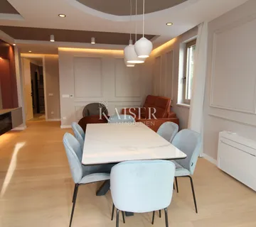 Opatija, Opatija- Stan u zgradi - cover