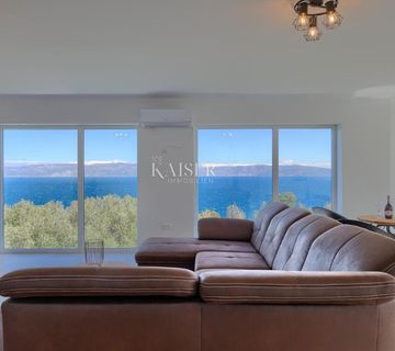 Rabac - luksuzna vila s morem na dlanu, 200 m2 - cover
