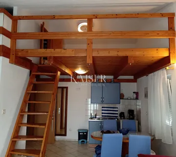 Medulin, stan s velikom terasom 400m od mora - cover