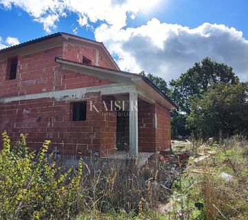 Istra, Labin - kuća s predivnom okućnicom, 170m2 - cover