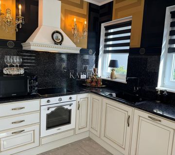 Opatija, Matulji, obiteljska kuća s pogledom prema moru - cover