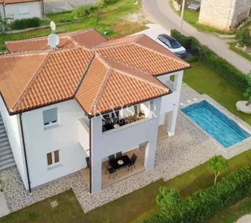 Istra, Umag, Kuća sa 2 stana i bazenom, 4km od plaže - cover