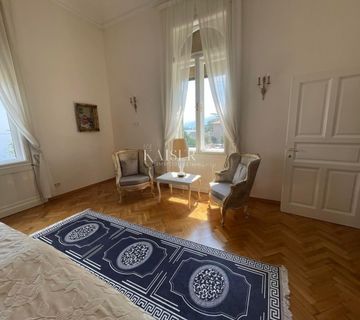 Opatija, luksuzan stan u povijesnoj vili prvi red do mora - cover