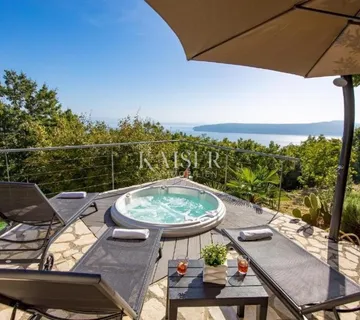 Opatija, Mošćenička Draga - kuća s panoramskim pogledom na more stvorena za odmor, 90 m2 - cover