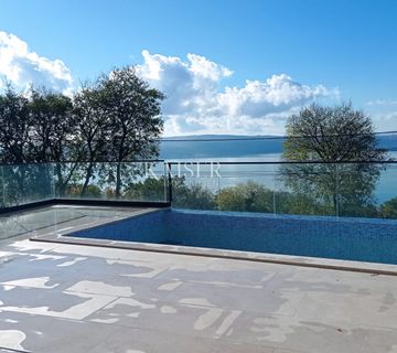 Crikvenica, Dramalj - troetažni luksuzni stan - cover