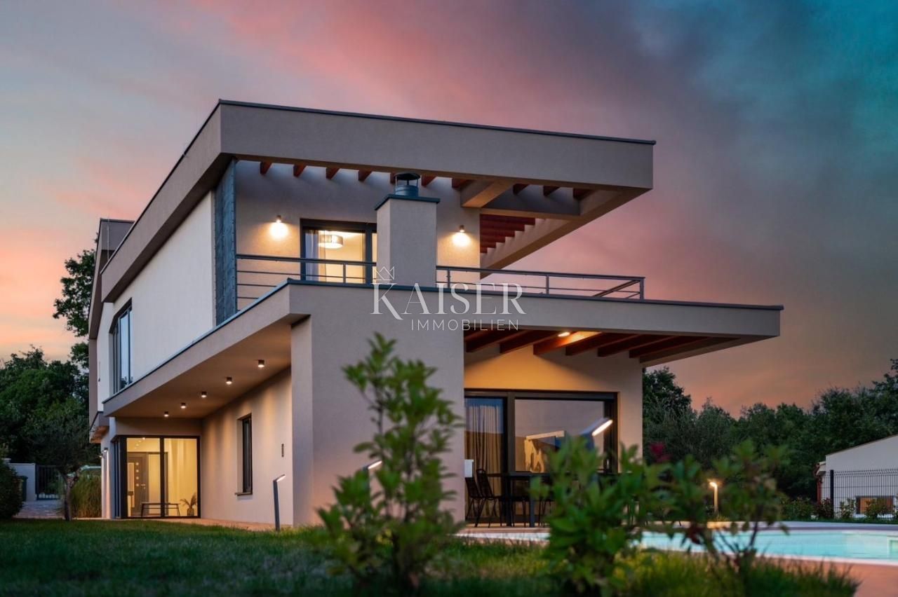 Istra, Svetvinčenat, moderna elegantna vila s bazenom - cover