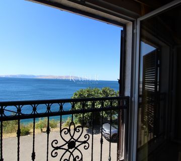 Senj, okolica- kuća prvi red do mora - cover