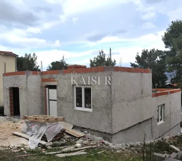 Zadar – Donji Karin kuća 232 m2 150 m od mora - cover