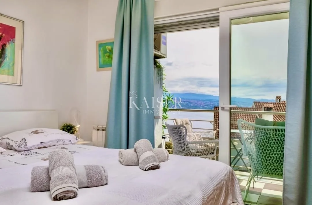Opatija – Elegantni apartman s pogledom na more, parkingom, liftom i pješačkom udaljenošću od mora - cover