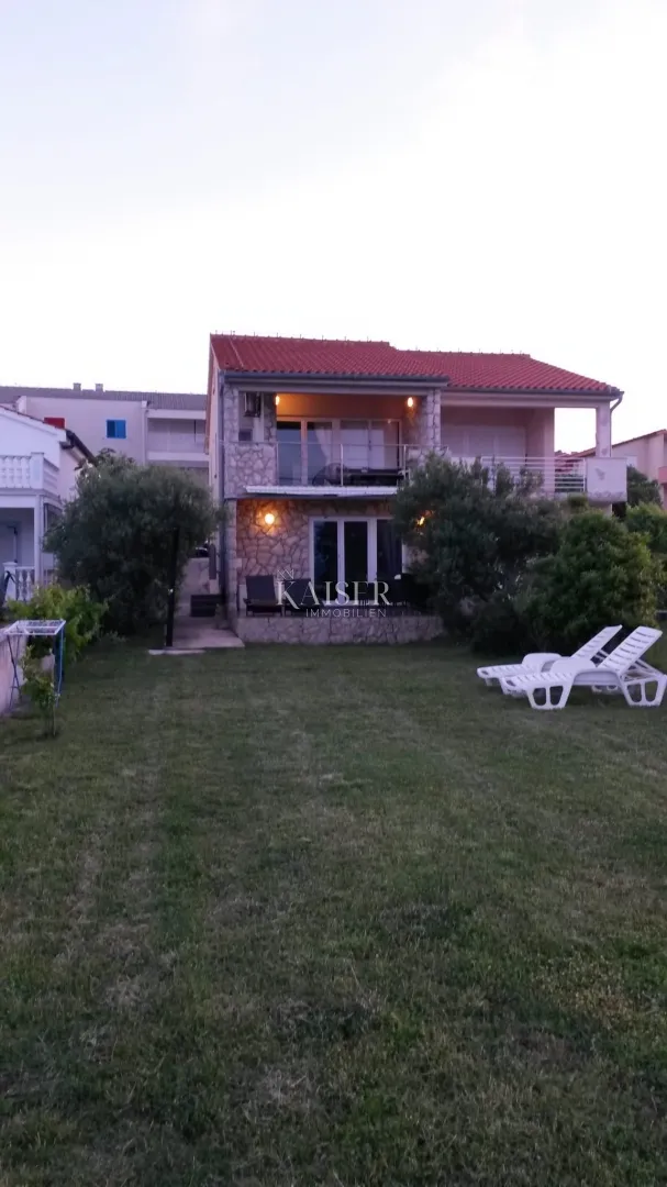 Otok Pašman, Dobropoljana: Dvojna kuća 1.red do mora - cover