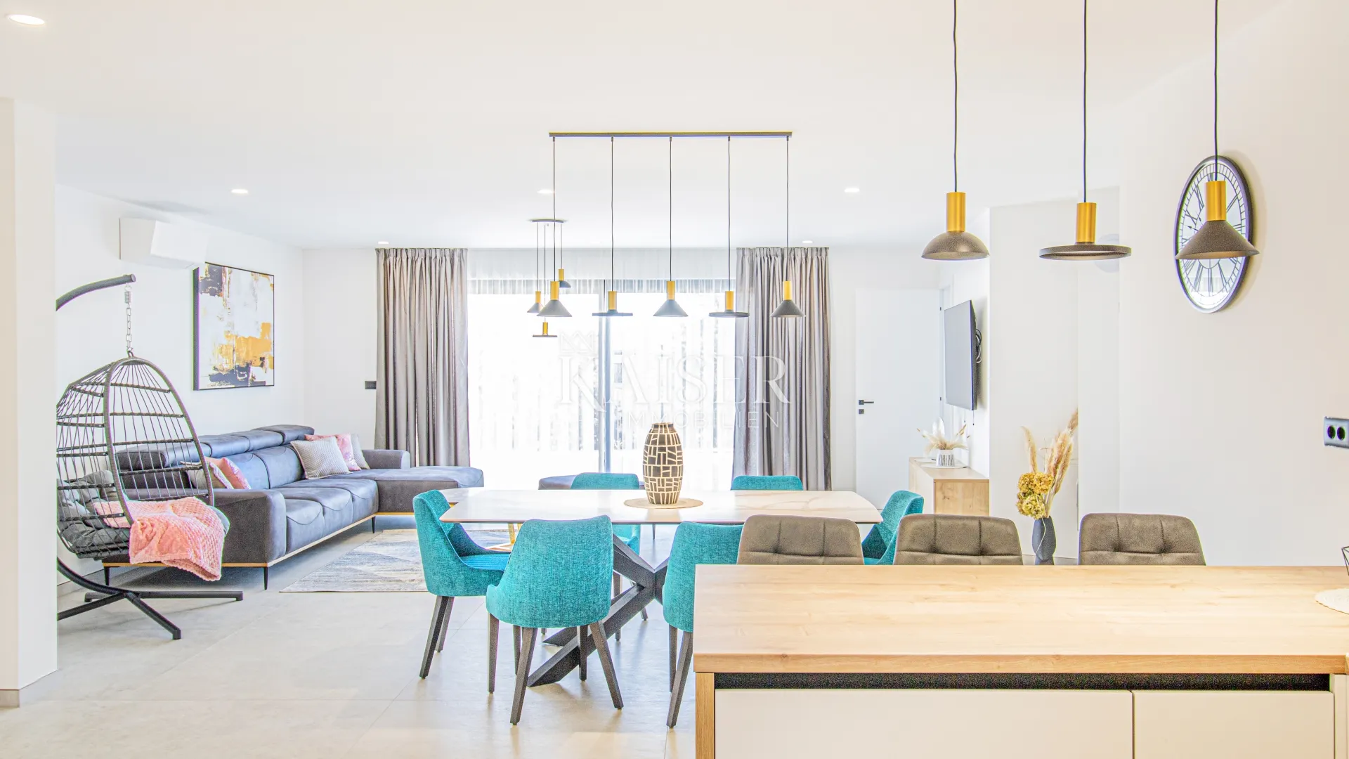 Opatija, Pobri – Luksuzan troetažni stan s okućnicom i bazenom za najam (B) - cover