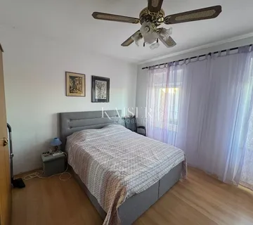 Jadranovo, apartmanska kuća s pogledom na more - cover