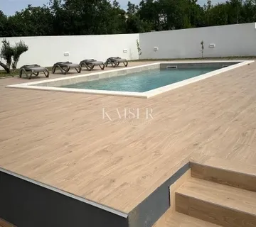 Novigrad, elegantna vila u prigradskom dijelu Zadra – mir, luksuz i blizina mora - cover