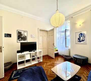 Opatija – stan u strogom centru 120m2, 4KL, 3 balkona, parking - cover