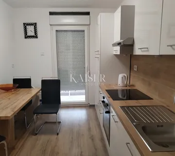 Istra, Umag, stan 73,5m2  blizu centra i plaže - cover