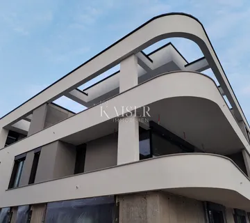 Istar, Umag, stan u novogradnji 125 m2, drugi kat, lift - cover