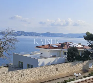 Crveni vrh, Istra, luksuzan apartman sa prekrasnim pogledom na more - cover