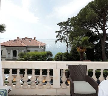 Opatija, Volosko, stan drugi red do mora s parkirnim mjestom - cover