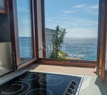 Istra, Rovinj- ekskluzivan stan 40m2 uz more - cover