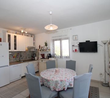 Grad Krk, otok Krk-apartman 51m2 blizu centra - cover