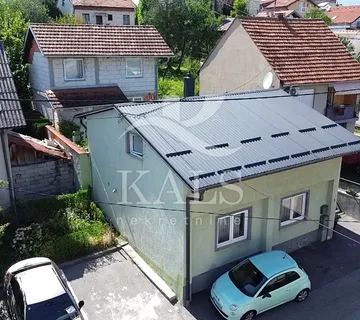 2 Kuće, Prodaja, Zagreb, Donji Bukovac, 111+ 61 M2