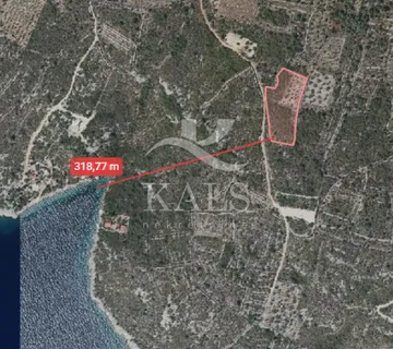 POLJOPRIVREDNO ZEMLJIŠTE, PRODAJA, TROGIR,VINIŠĆE ,1500m2 - Vinišće, Marina
