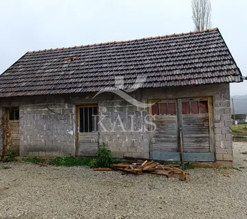 KUĆA+ZEMLJIŠTE, PRODAJA,VOJNIĆ, JAGROVAC ,23102m2  - cover