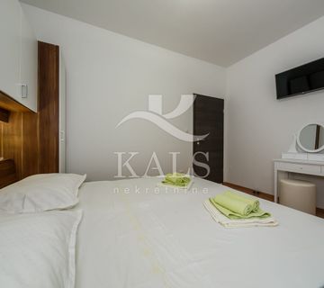 KUĆA, PRODAJA, KAŠTEL KAMBELOVAC, 360 m2 - cover