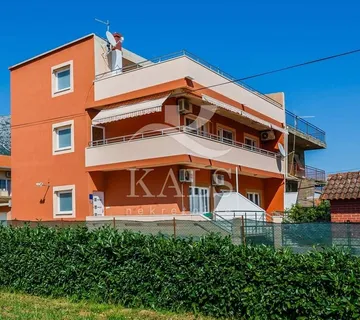 KUĆA, PRODAJA, KAŠTEL KAMBELOVAC, 360 m2 - cover