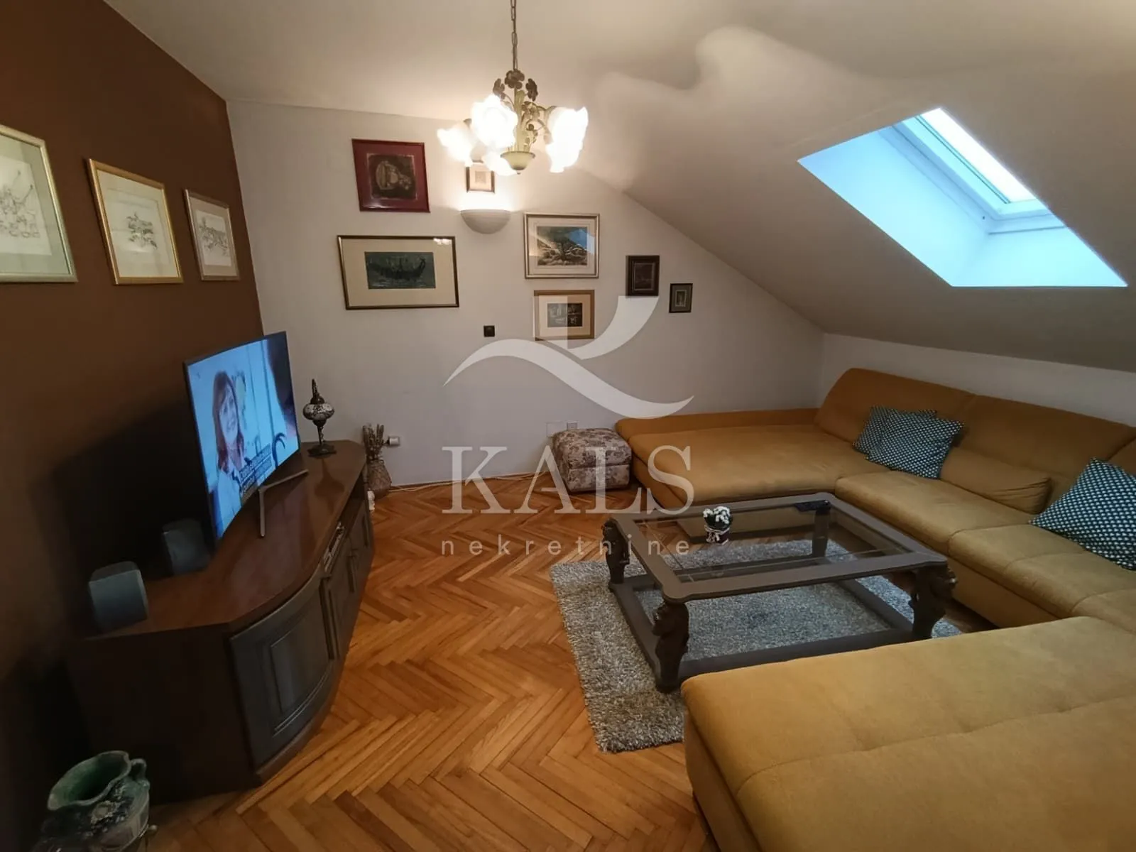 STAN, PRODAJA, ZAGREB, TREŠNJEVKA , 103 m2, 4-soban - cover