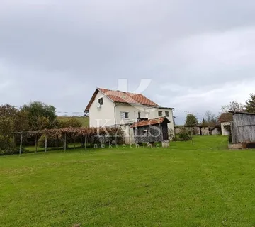 KUĆA+ZEMLJIŠTE, PRODAJA,VOJNIĆ,VOJIŠNICA,2520m2 - cover
