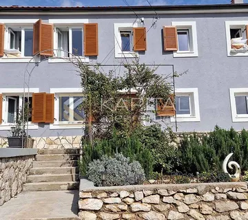 Kuća Kostrena uređeno okućnica 1000m2 pogled - Kostrena Sveta Lucija, Kostrena