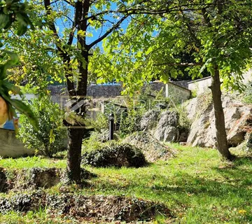 Matulji -Samostojeća kuća s poslovnim prostorom - Mihotići, Matulji