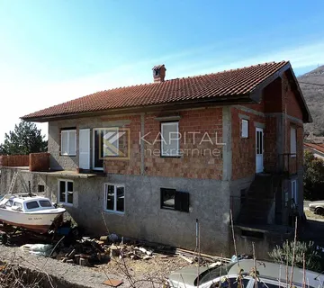 Matulji,nedovršena kuća,sa 2 stana i 1000m2 okućnice!!! - Rukavac, Matulji