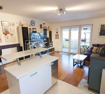 Viškovo, 2s+db, 86m2, 2 parkirna mjesta! - Sroki, Viškovo