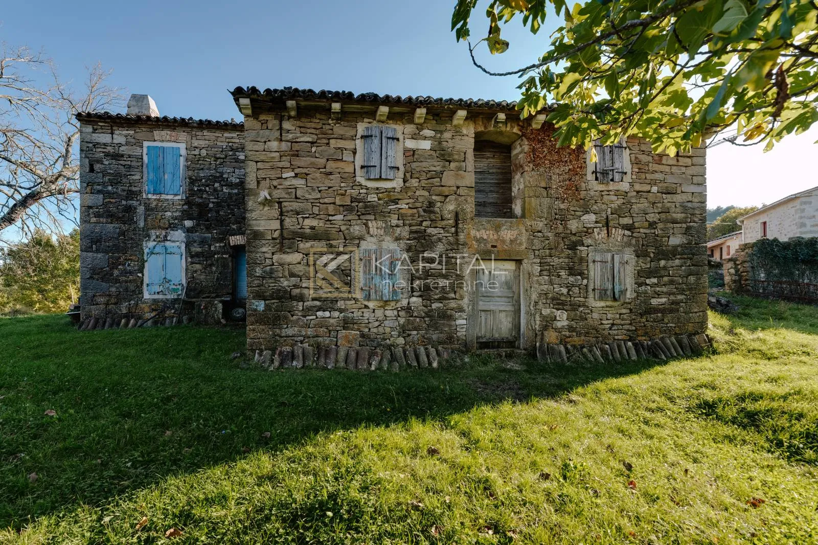 ISTRA, CEROVLJE - samostojeća kuća  s okućnicom - cover