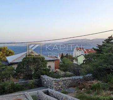 Karlobag, Novija Kuća, 3 Stana, 200 M Od Mora!