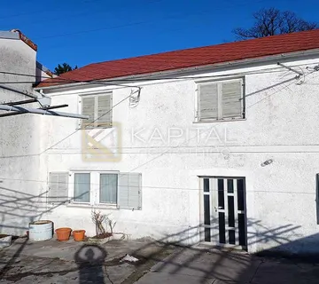 Kuća Hreljin p+1, okućnica, + građevinski teren 870m2 - Hreljin, Bakar