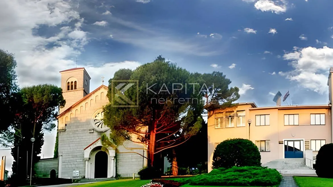 Matulji kuća, dva stana, garaža - cover