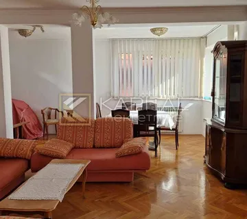 Rijeka, Škurinje, adaptirana kuća s 3 stana i garažom
