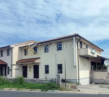MATULJI, POSLOVNO - STAMBENA ZGRADA – 780 m2 POSLOVNO - STAMBENA ZGRADA – 780 m2 - Šapjane, Matulji