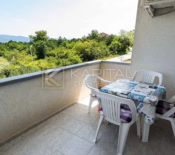 Otok Krk/ Šilo, 4-soban stan s balkonom i pogledom na more - Šilo, Dobrinj