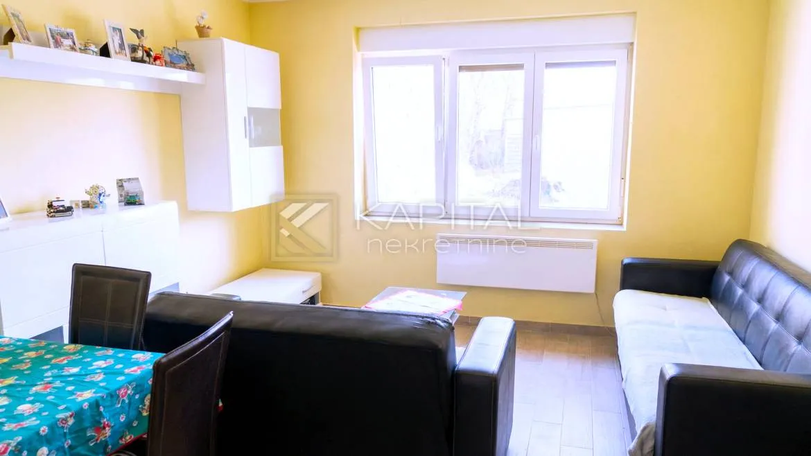 Matulji,uredan prizemni stan,nova pvc stolarija - cover