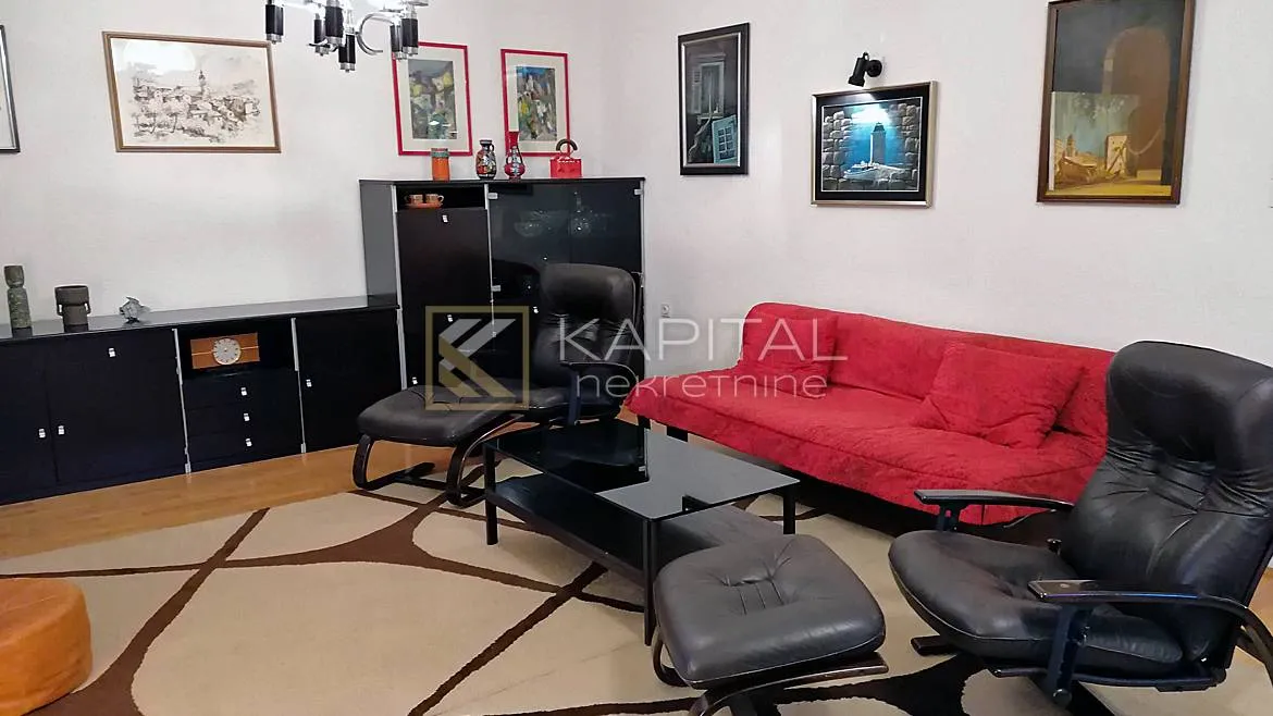 Kastav, samostojeća kuća s velikom okućnicom - cover