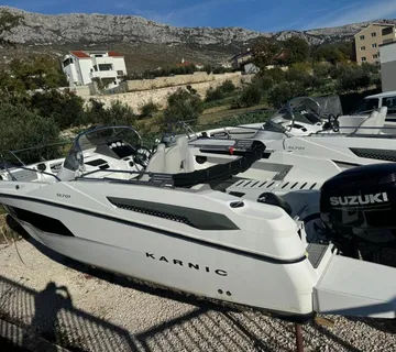 KARNIC 7,85m SL701 MODEL 2025 - cover