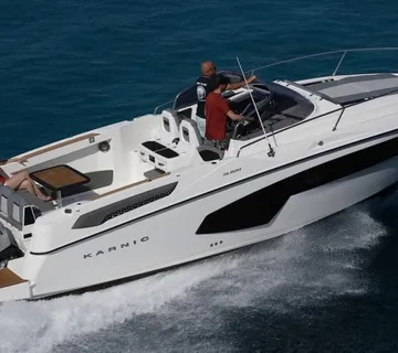 KARNIC 9.20 m (SL800) - CABIN CRUISER, MODEL 2024 - Makarska