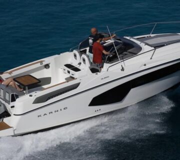 KARNIC 9.20 m (SL800) - CABIN CRUISER, MODEL 2024 - cover