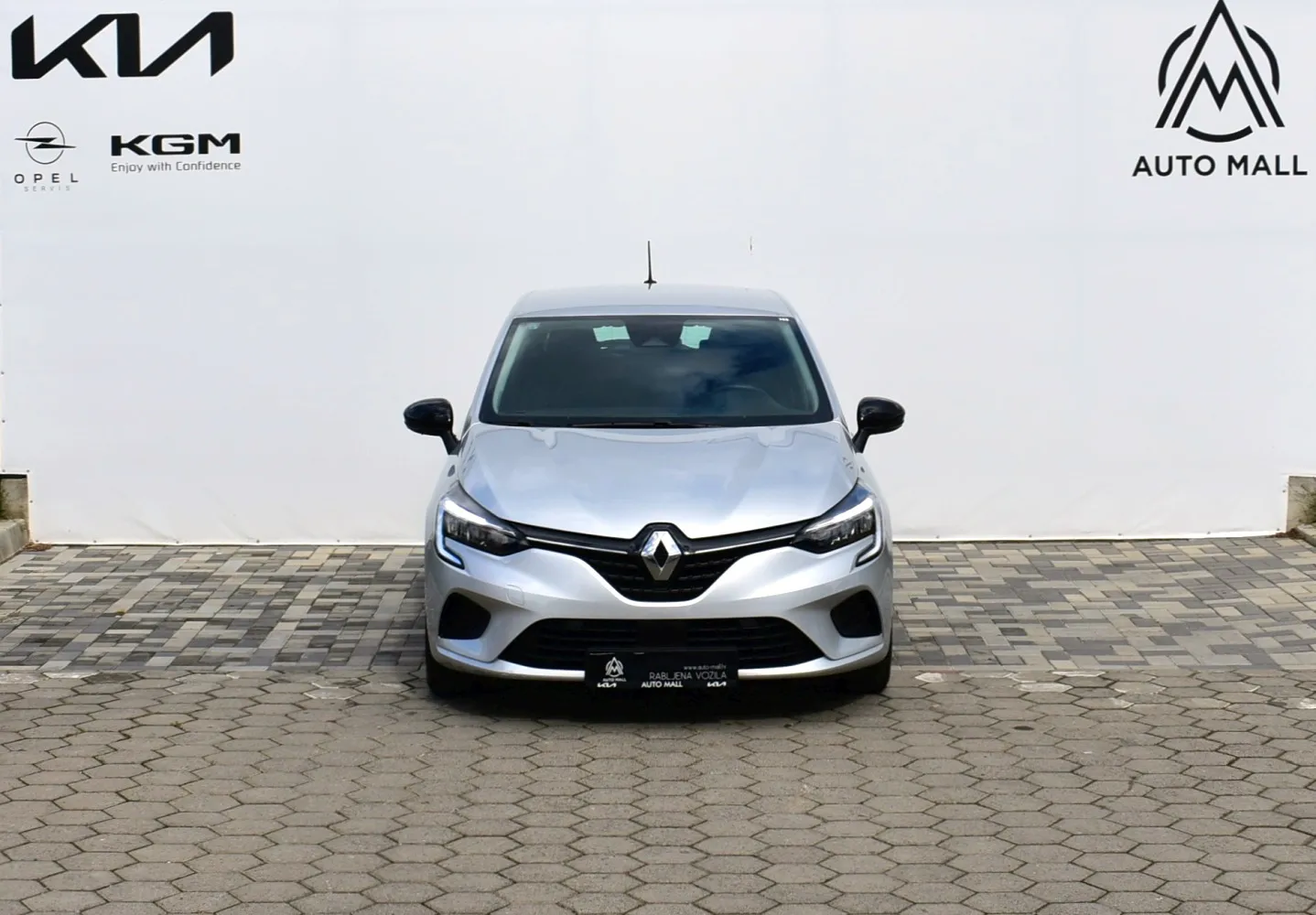 Renault Clio 1.5 DCi - cover